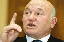 Лужков призвал к "созидательному джихаду"