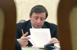 Александр Хлопонин