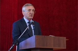 Новый ректор ДГПУ познакомился с коллективом
